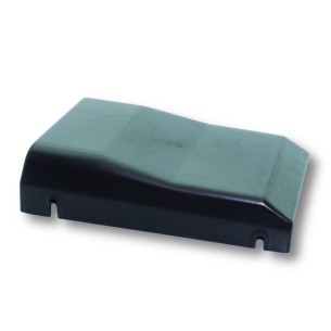 Tapa negro (Bajo) alternador Sincro