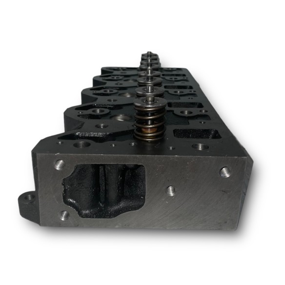 Isuzu 4LE1 Cylinder Head with Valves