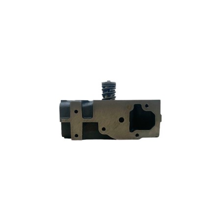 Cylinder head with 4TNE94 direct injection valves