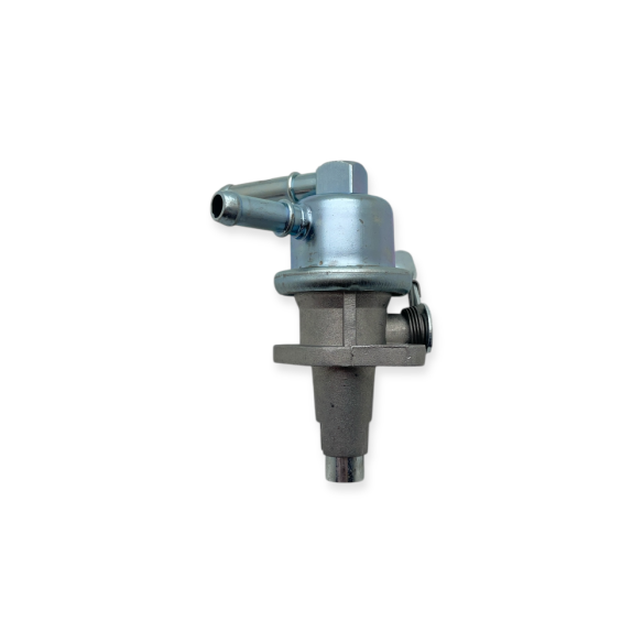 Pompe à carburant Kubota V2403 V2203 D1403 * LM-Parts